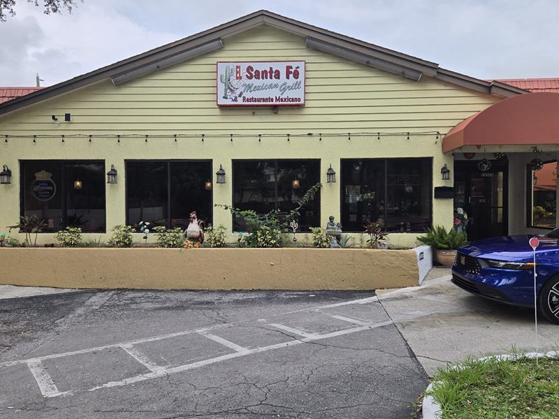 El Santa Fé Mexican Grill exterior